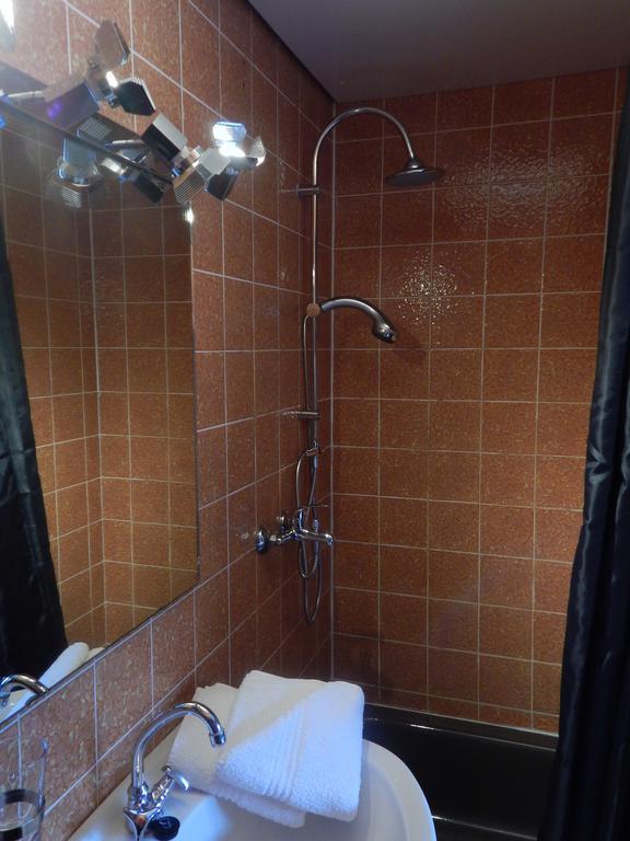 Hotel Le Martin Pecheur 福维莱尔斯 客房 照片